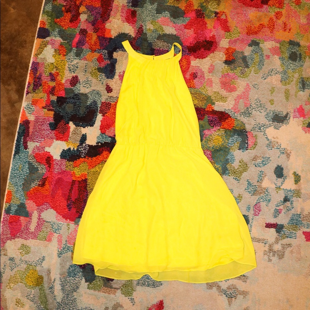 Yellow Gianni Bini Sun Dress